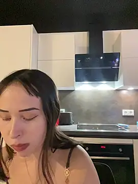 Just-Lilly online show from 03-10-26, 10:47