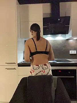 Just-Lilly online show from 03-29-26, 03:35