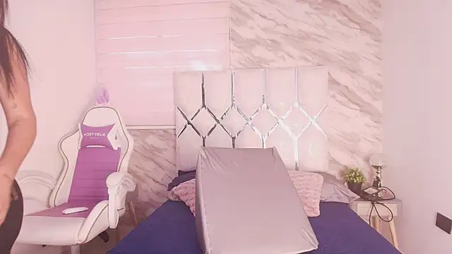 Snapshot of ivanna_vg chatting on 07-06-26, 07:16 ivanna vg online show from 07-06-26, 07:16