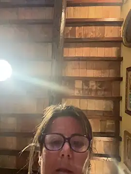 missgirl88 online show from 03-09-26, 05:16