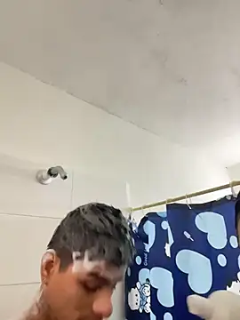 foxxy and lion online show from 02-04-26, 10:05