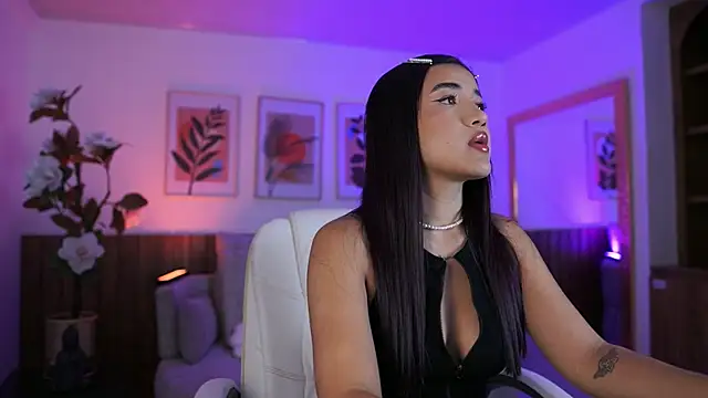 IvyGrabes online show from 07-13-26, 11:31