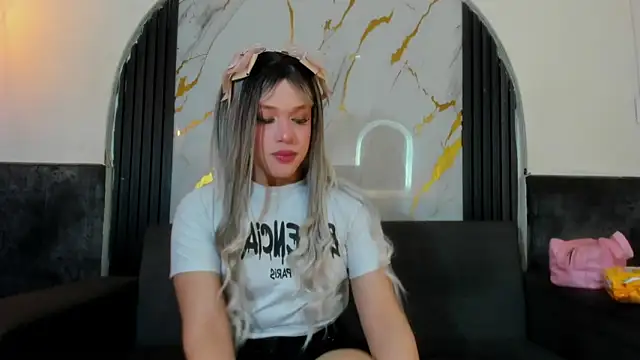 Cute roxxxy online show from 02-07-26, 11:40