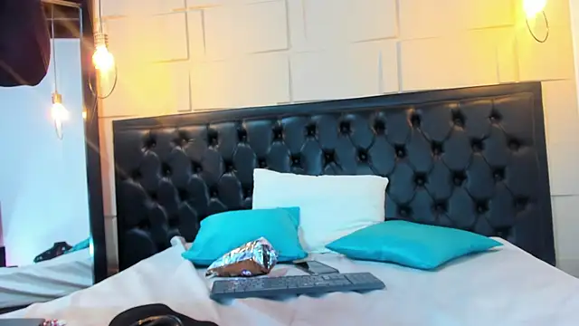 RousMature online show from 04-03-26, 07:20