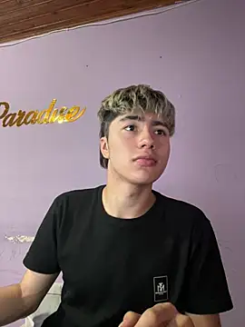 AlexanderCollman2 online show from 04-11-26, 12:40