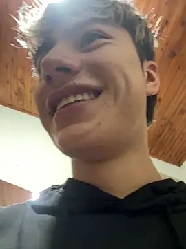 AlexanderCollman2 online show from 04-17-26, 03:09