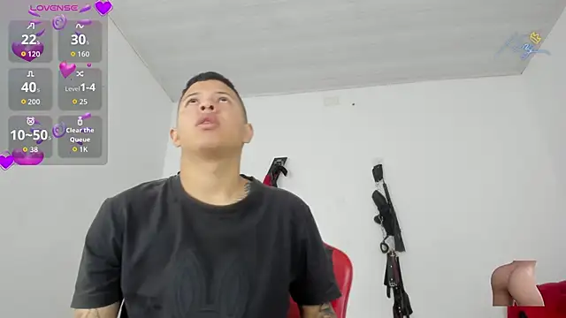 Snapshot of Steven_and_Camilo18 chatting on 02-27-26, 11:43 Steven and Camilo18 online show from 02-27-26, 11:43