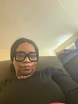 Thickilicious online show from 04-22-26, 06:25