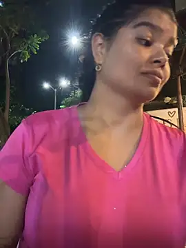 Snapshot of moonhelen chatting on 05-22-26, 01:58 moonhelen online show from 05-22-26, 01:58