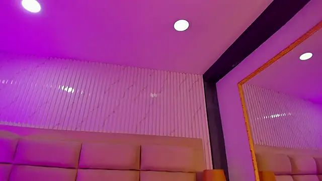 CarolineFyre online show from 03-30-26, 12:17