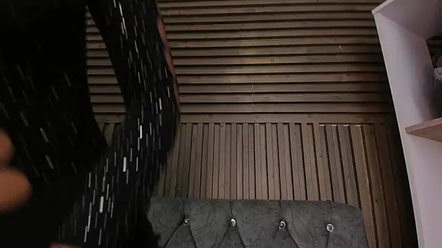 CarolineFyre online show from 02-05-26, 01:07