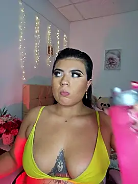 Snapshot of salome1508 chatting on 03-03-26, 01:12 salome1508 online show from 03-03-26, 01:12