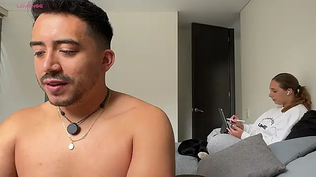 Sofii n Diego online show from 06-01-26, 06:18