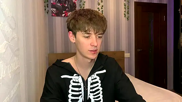 Sweet Dude online show from 04-09-26, 09:21