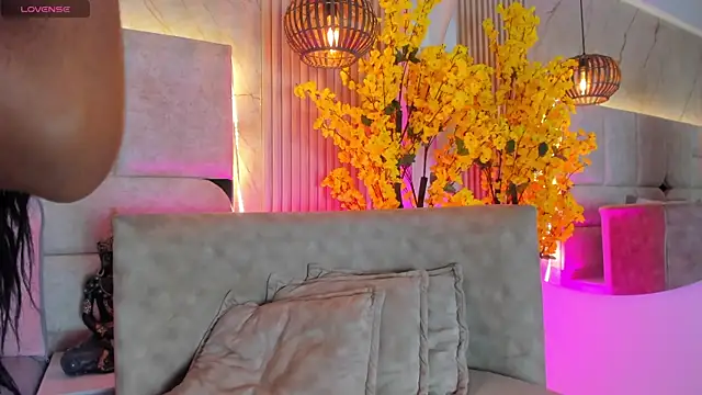 EmmaLovve online show from 04-16-26, 03:18