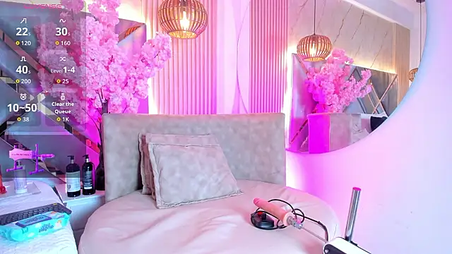 Snapshot of EmmaLovve chatting on 02-09-26, 02:42 EmmaLovve online show from 02-09-26, 02:42