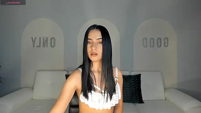 LucieMartin online show from 04-29-26, 07:31