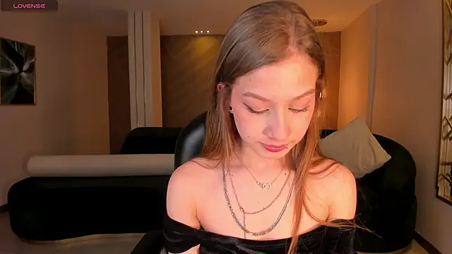 IsabellaMorettiX online show from 03-19-26, 04:01