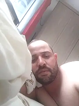 pau-de-ourod online show from 04-07-26, 01:57