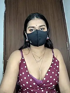 Snapshot of Alix_cuti chatting on 04-23-26, 05:58 Alix cuti online show from 04-23-26, 05:58