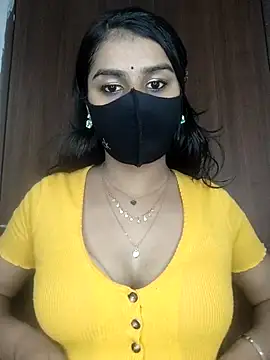 Snapshot of Alix_cuti chatting on 04-18-26, 04:42 Alix cuti online show from 04-18-26, 04:42
