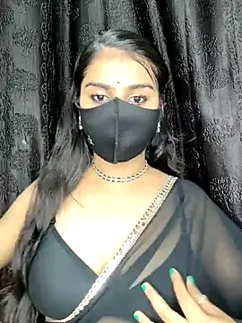 Snapshot of Alix_cuti chatting on 05-22-26, 04:27 Alix cuti online show from 05-22-26, 04:27