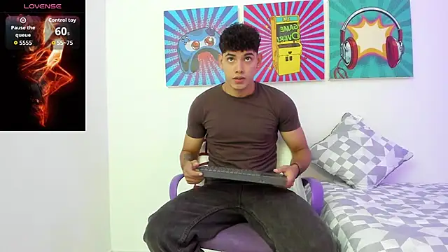 Snapshot of justin_payn14 chatting on 02-08-26, 02:59 justin payn14 online show from 02-08-26, 02:59