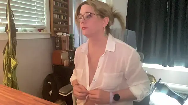 wetrainbows online show from 03-10-26, 04:44