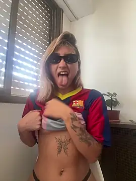 Snapshot of Lolitapop222 chatting on 03-13-26, 05:40 Lolitapop222 online show from 03-13-26, 05:40