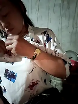 baby 112233 online show from 04-14-26, 02:00