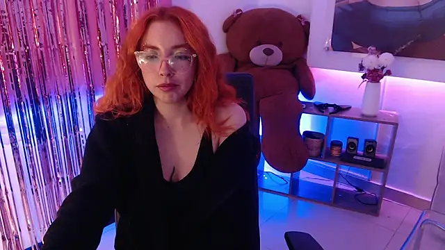 Snapshot of mere_in_redd chatting on 05-16-26, 11:31 mere in redd online show from 05-16-26, 11:31