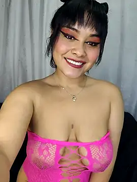 zoe love18 online show from 04-02-26, 04:30