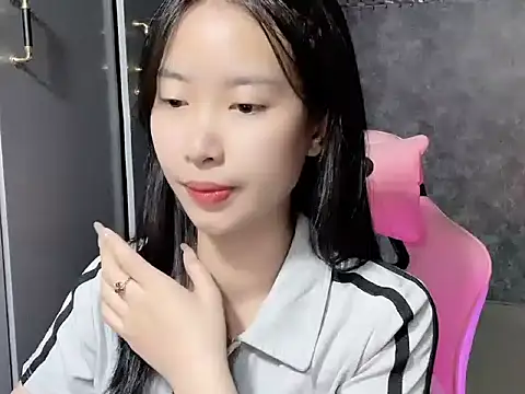 Linne6789 online show from 03-13-26, 03:11