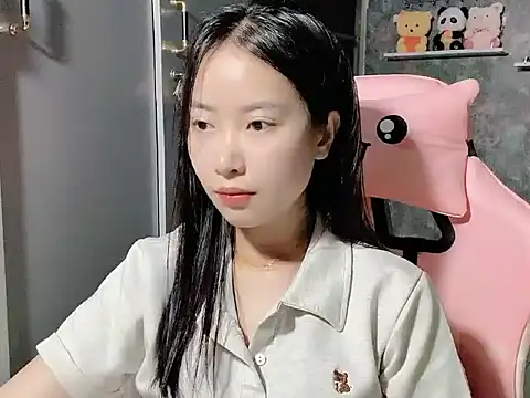 Linne6789 online show from 04-03-26, 04:24