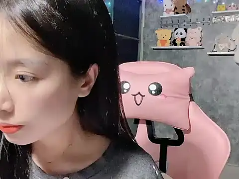 Linne6789 online show from 04-02-26, 02:13