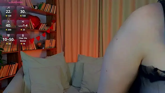 Snapshot of kate__rIna chatting on 02-14-26, 02:12 kate rIna online show from 02-14-26, 02:12