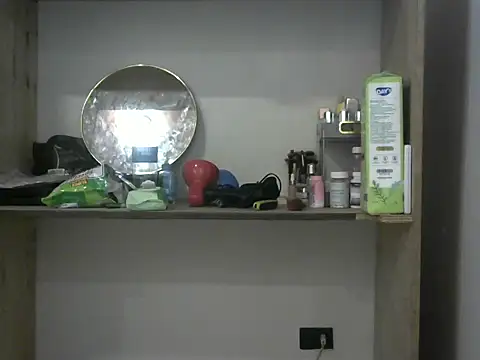 Snapshot of WildJennifercum chatting on 05-23-26, 01:26 WildJennifercum online show from 05-23-26, 01:26