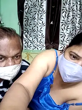 HoneyHush online show from 02-07-26, 07:11