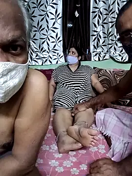 HoneyHush online show from 03-27-26, 05:14