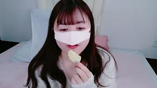 Anzu 25 online show from 02-21-26, 09:33