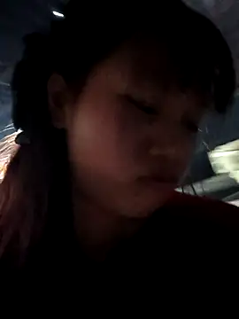 Snapshot of Small_flower1 chatting on 02-08-26, 07:17 Small flower1 online show from 02-08-26, 07:17