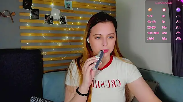 Alice Wanderr online show from 02-25-26, 12:55