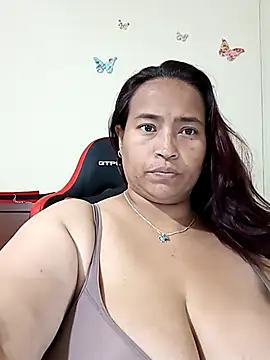 Snapshot of BustySexy_Nataly chatting on 04-29-26, 05:30 BustySexy Nataly online show from 04-29-26, 05:30