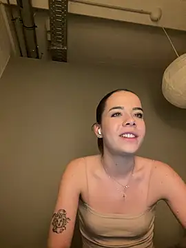 JulietSugar online show from 02-25-26, 07:47