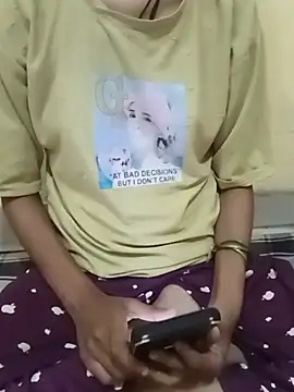 Snapshot of Siya_bombay chatting on 06-19-26, 02:17 Siya bombay online show from 06-19-26, 02:17