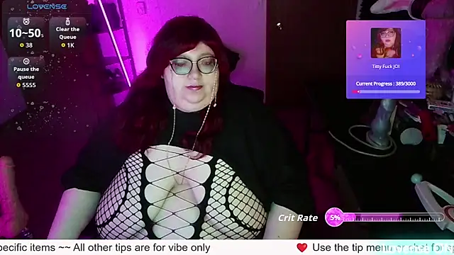 Snapshot of RileySynn chatting on 06-19-26, 03:23 RileySynn online show from 06-19-26, 03:23