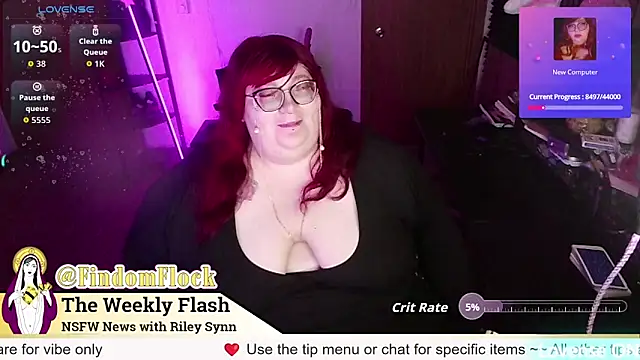 Snapshot of RileySynn chatting on 05-30-26, 07:36 RileySynn online show from 05-30-26, 07:36