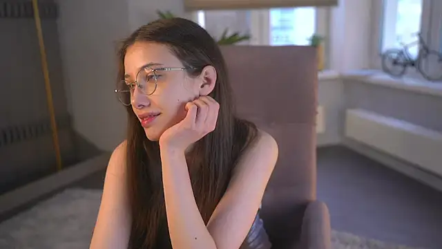 PamTrower online show from 02-06-26, 04:30