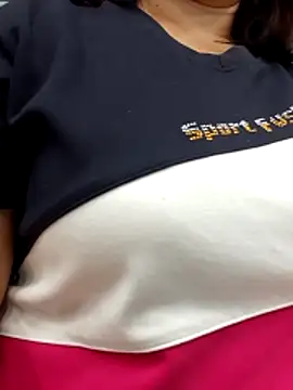 Snapshot of Yummyamasha chatting on 05-29-26, 03:01 Yummyamasha online show from 05-29-26, 03:01