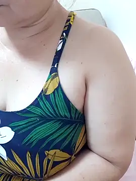 Snapshot of Yummyamasha chatting on 05-22-26, 01:53 Yummyamasha online show from 05-22-26, 01:53